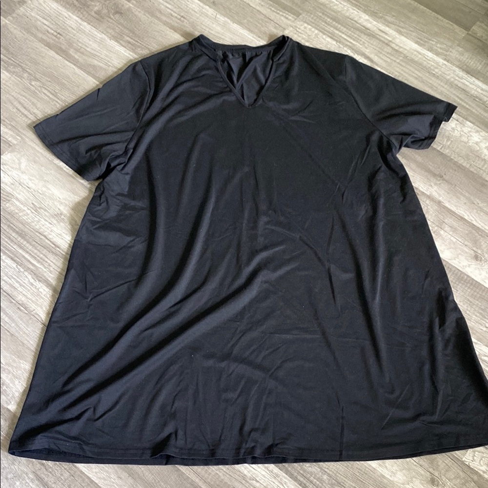 💚  3/$15 Black Short Sleeve Dress B